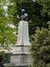  Statue à la mémoire du Comte de Launay